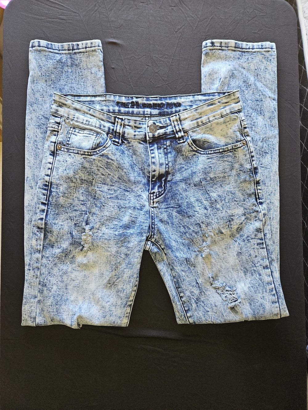 Slim Straight Light Acid Wash Blue Womens Jeans - Picture 1 of 6